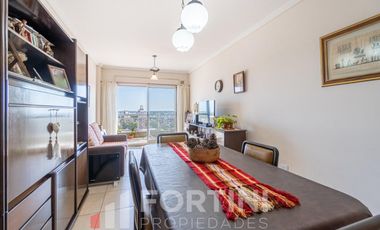 Venta  Departamento 4 ambientes centro villa ballester