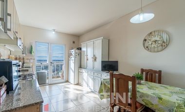 Venta  Departamento 4 ambientes centro villa ballester