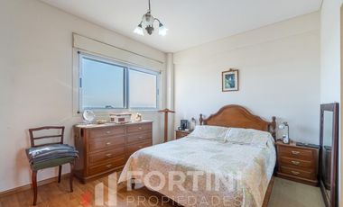 Venta  Departamento 4 ambientes centro villa ballester