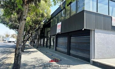 Renta locales comerciales sobre Vía Morelos, Xalostoc; Ecatepec de Morelos