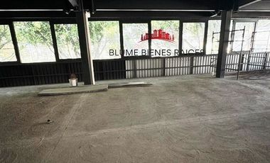 Renta locales comerciales sobre Vía Morelos, Xalostoc; Ecatepec de Morelos