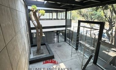 Renta locales comerciales sobre Vía Morelos, Xalostoc; Ecatepec de Morelos