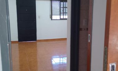 Departamento en Temperley Este