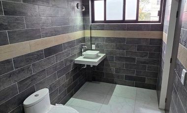 Casa en venta en Santiago de la peña.