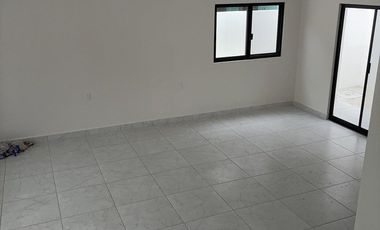 Casa en venta en Santiago de la peña.