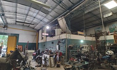 Espectacular galpón de 430 m2 en el centro geográfico de Rosario!