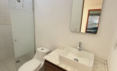 VENTA DE HERMOSA CASA EN CONDOMINIO
