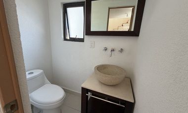 VENTA DE HERMOSA CASA EN CONDOMINIO
