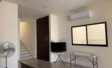 Renta de Casa  en Privada NATIVA, Conkal, Yucatán