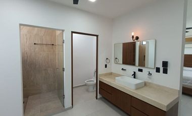 CASA EN RENTA AMUEBLADA AL NORTE DE MÉRIDA  CHOLUL  PRIVADA LUNARE