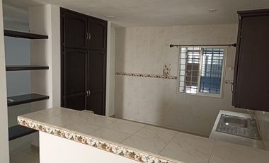 CASA EN RENTA FRACCIONAMIENTO PRIVADO. CARMEN, CAMPECHE.