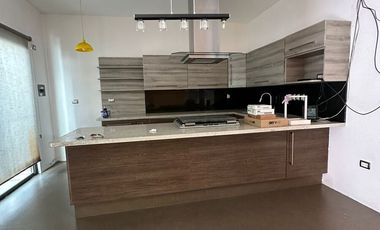 CASA EN RENTA LOMAS DE ANGELOPOLIS