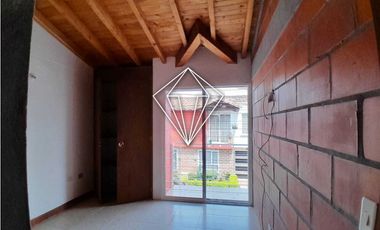 Arriendo casa en La Ceja