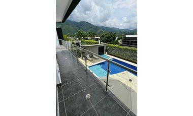 Casa cabaña en San Jerónimo, en venta.