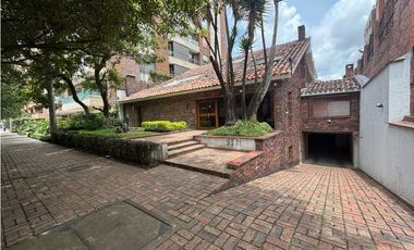 ARRIENDO APARTAMENTO 125m2 DUPLEX - TERRAZA + ESTUDIO CHICO (104)