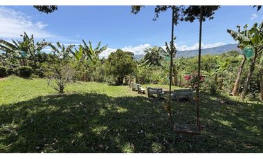 VENTA DE FINCA EN MONTENEGRO, QUINDO, COLOMBIA