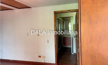 SE ARRIENDA CASA CAMPESTRE EN CAJICA