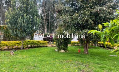 SE ARRIENDA CASA CAMPESTRE EN CAJICA