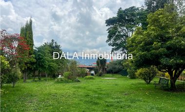 SE ARRIENDA CASA CAMPESTRE EN CAJICA