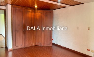 SE ARRIENDA CASA CAMPESTRE EN CAJICA