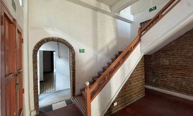 SE VENDE CASA PARA USO COMERCIAL EN EL CENTRO HISTÓRICO