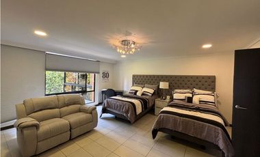 Venta de Apartamento Remodelado El Poblado, Sector el Tesoro