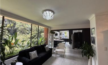 Venta de Apartamento Remodelado El Poblado, Sector el Tesoro