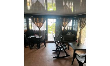 Chalet con doble balcon isla Providencia con hermosa vista