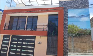 VENDO CASA EN EL PEDREGAL