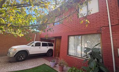 SE VENDE HERMOSA CASA EN LA FLORIDA, METRO TRINIDAD