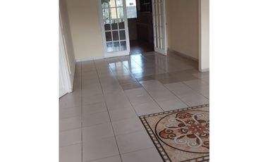 Casa en Venta en La Arboleda – Primera Etapa