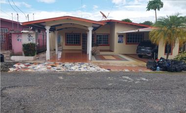 Casa en Venta en La Arboleda – Primera Etapa