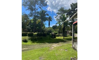 CASA EN VENTA EN CORONADO – AMPLIO TERRENO EN ESQUINA