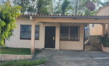 VENDO CASA RESIDENCIAL URBANIZACION  LAS LOMAS LA CHORRERA