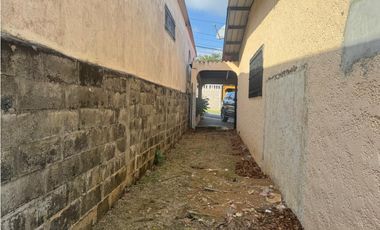 VENDO CASA RESIDENCIAL URBANIZACION  LAS LOMAS LA CHORRERA