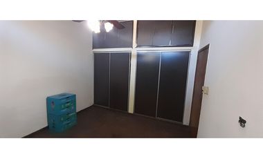 Casa  4 Ambientes Ituzaingo Sur-