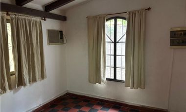 ALQUILER ANUAL CASA EN BARRIO LOS MANANTIALES CARLOS PAZ