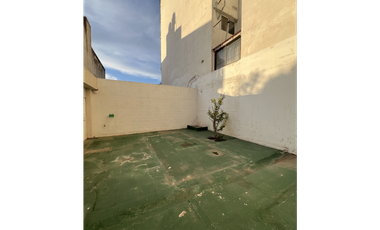 Casa en alquiler en Barrio Escuela