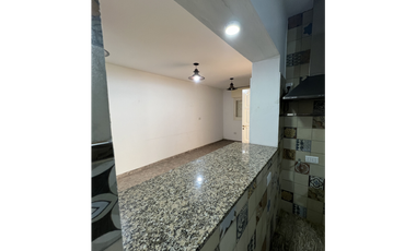 Casa en alquiler en Barrio Escuela