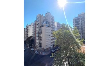 ALQUILER 24 MESES - 2 AMBIENTES A LA CALLE MUY SOLEADO - LAMADRID 2406