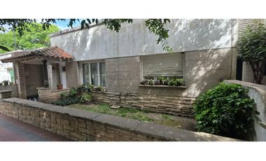 En venta chalet de 3 ambientes en excelente ubicacion.