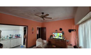 En venta chalet de 3 ambientes en excelente ubicacion.