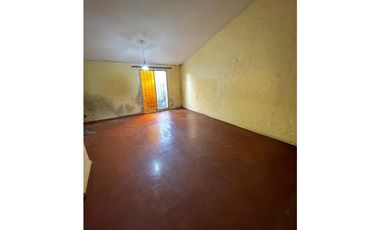 Parque Latino Casa a Reciclar - Ideal Locales