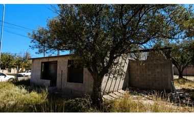 Terreno en venta con construcción sobre Av. Roca 2500