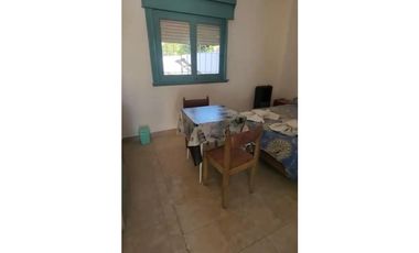Alquiler anual Dpto. de un ambiente con calefacción!!