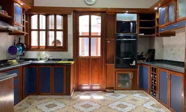 Chalet en alquiler en Wilde Centro
