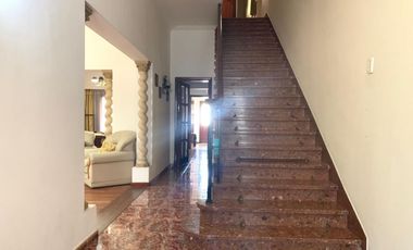 Chalet en alquiler en Wilde Centro