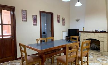 Chalet en alquiler en Wilde Centro