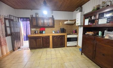 CASA CON AMPLIO TERRENO LOS ZAPALLOS