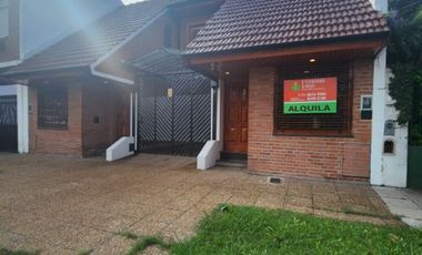Duplex en alquiler en Lanus Oeste